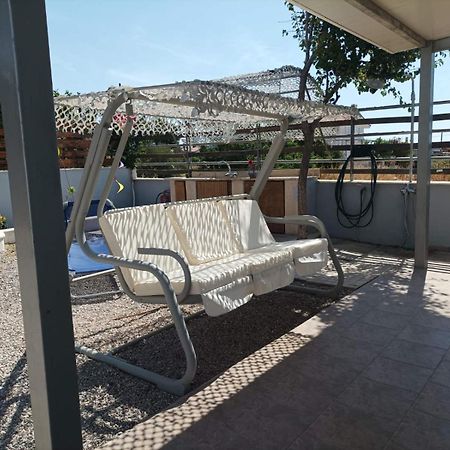 Filio'S Loft Near Airport Villa Artemida  Bagian luar foto