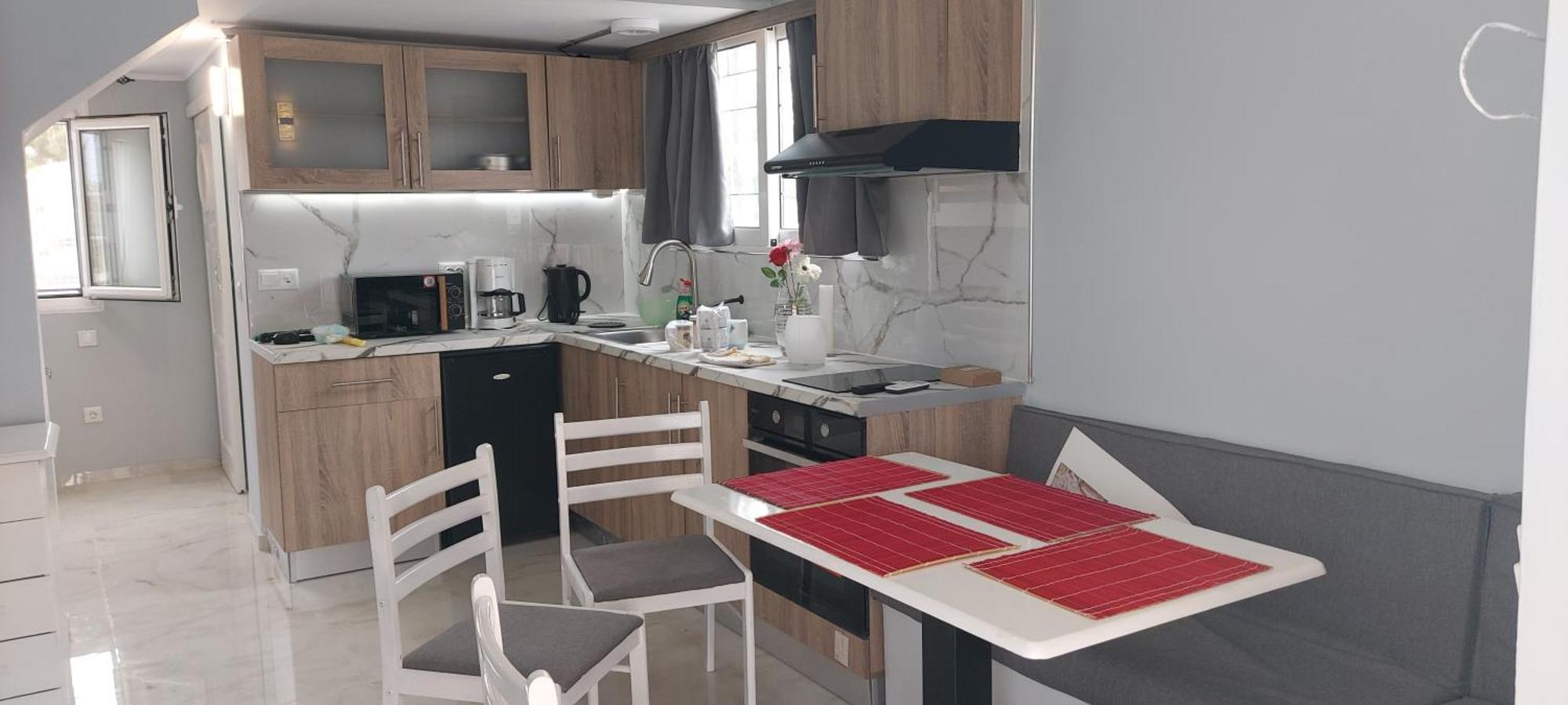 Filio'S Loft Near Airport Villa Artemida  Bagian luar foto