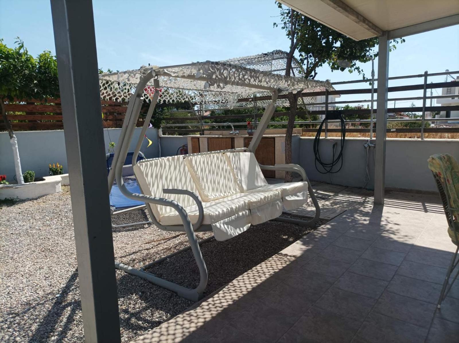 Filio'S Loft Near Airport Villa Artemida  Bagian luar foto